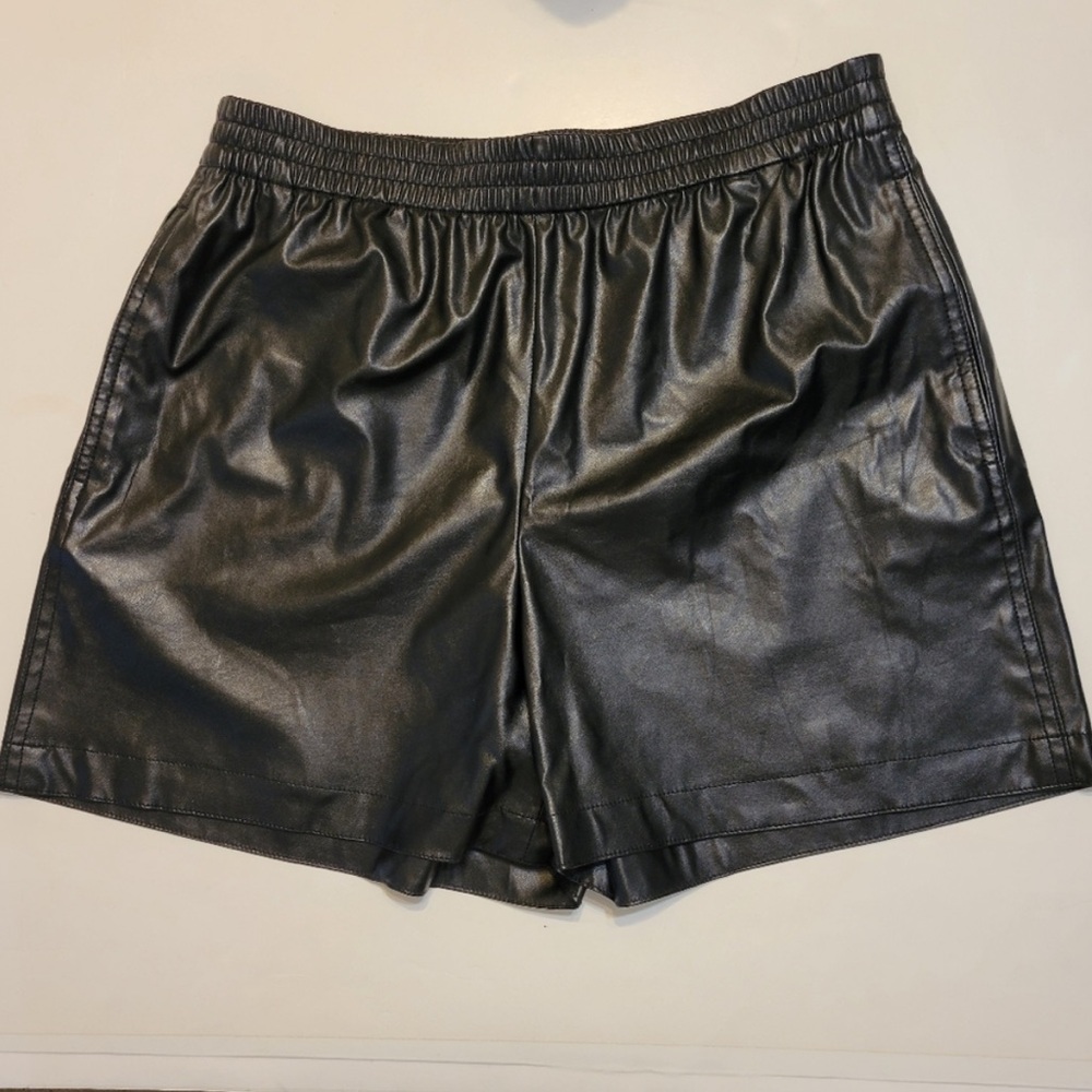 Theory faux leather shorts small